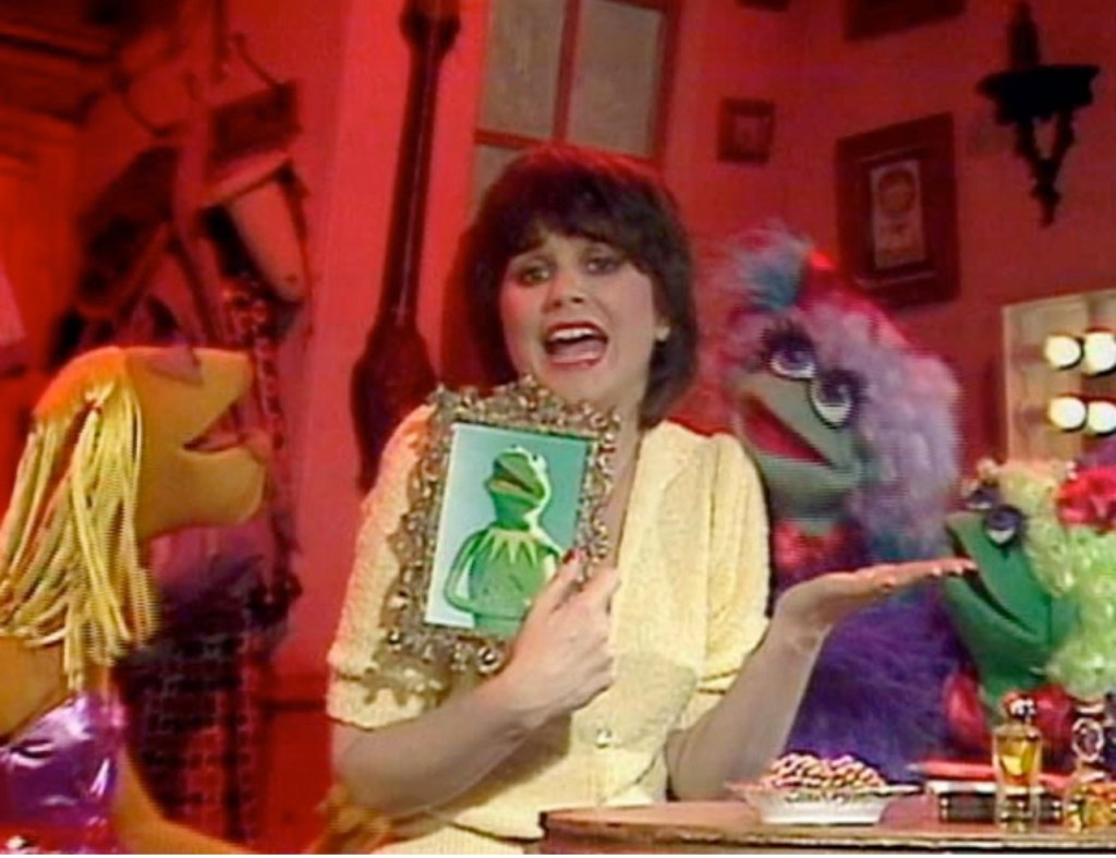 Linda Ronstadt; The Muppet Show; puppets